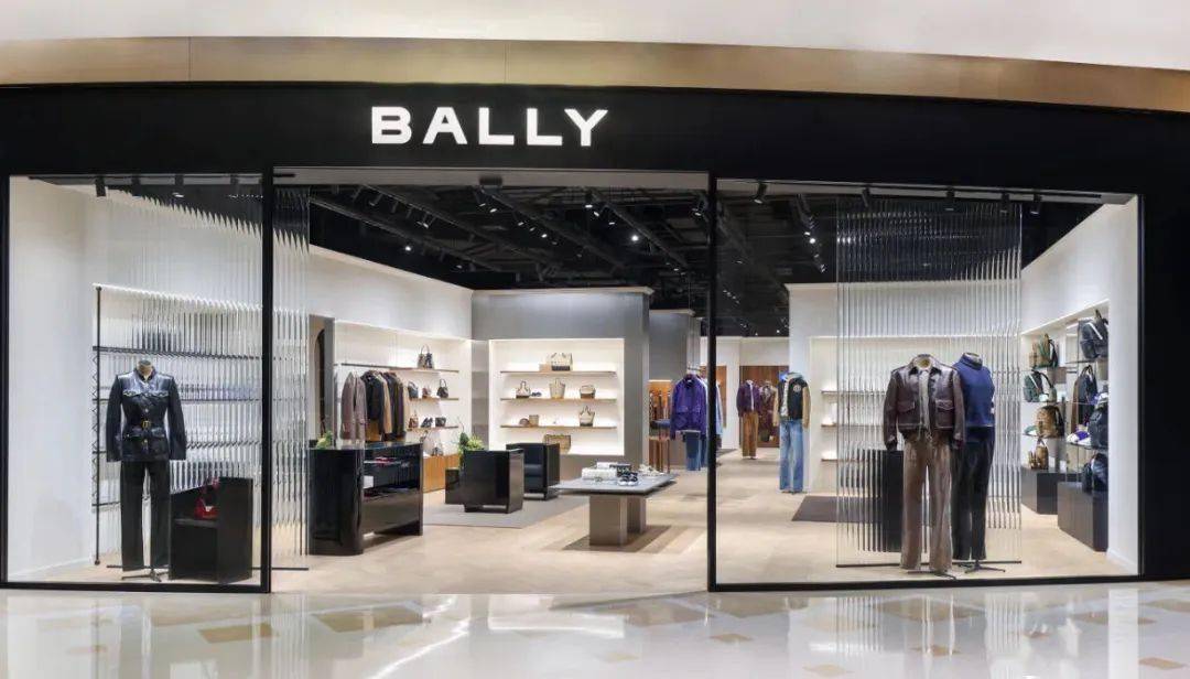 应从未考虑收购Burberry；爱马仕表现有望继续领先同行b体育入口16条要闻 欧莱雅中国被指裁员；Moncler回(图13)