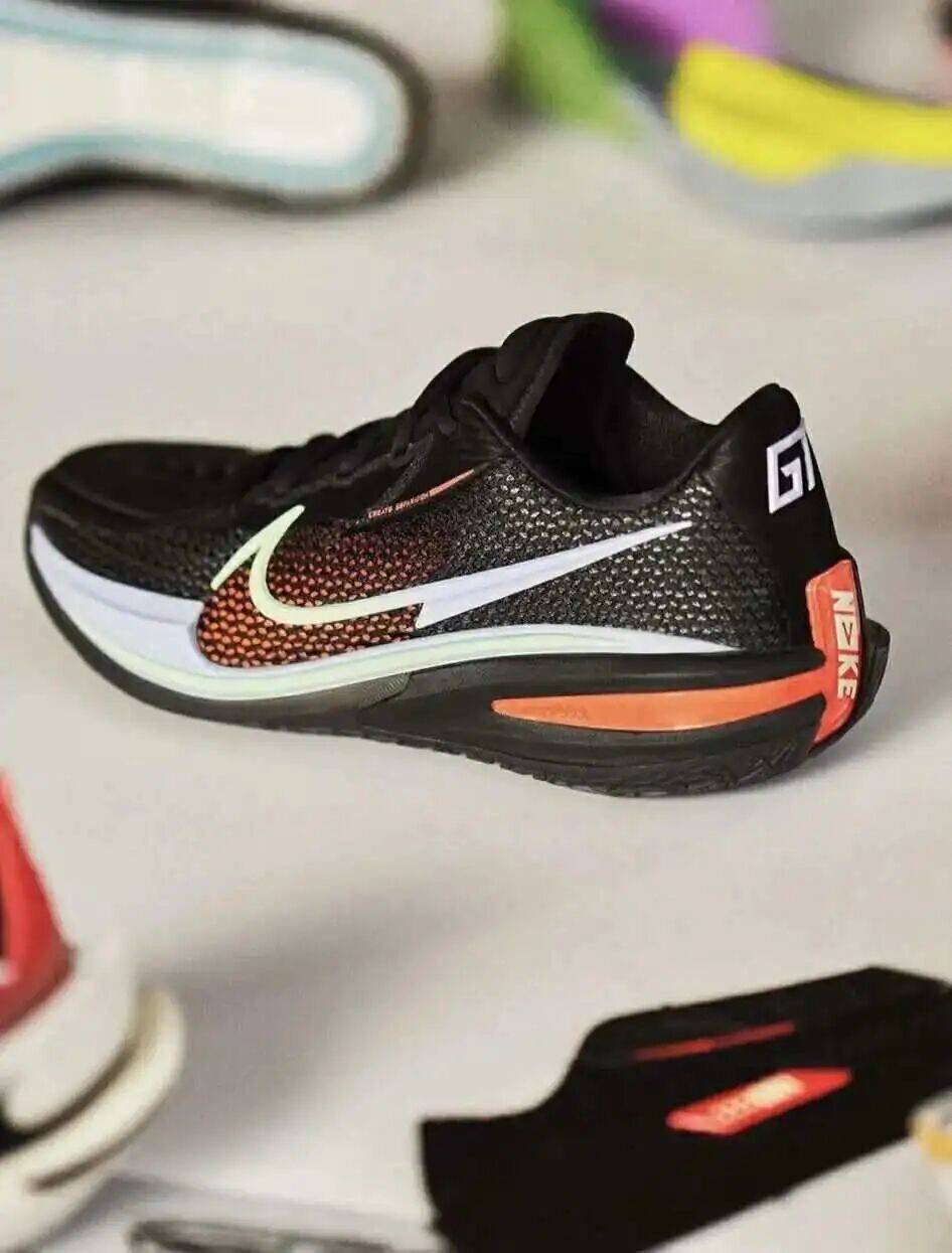 超强战靴!风评爆炸!只要300+Bsport体育最新网址Nike(图4) 超强战靴!风评爆炸!只要300+Bsport体育最新网址Nike(图4)