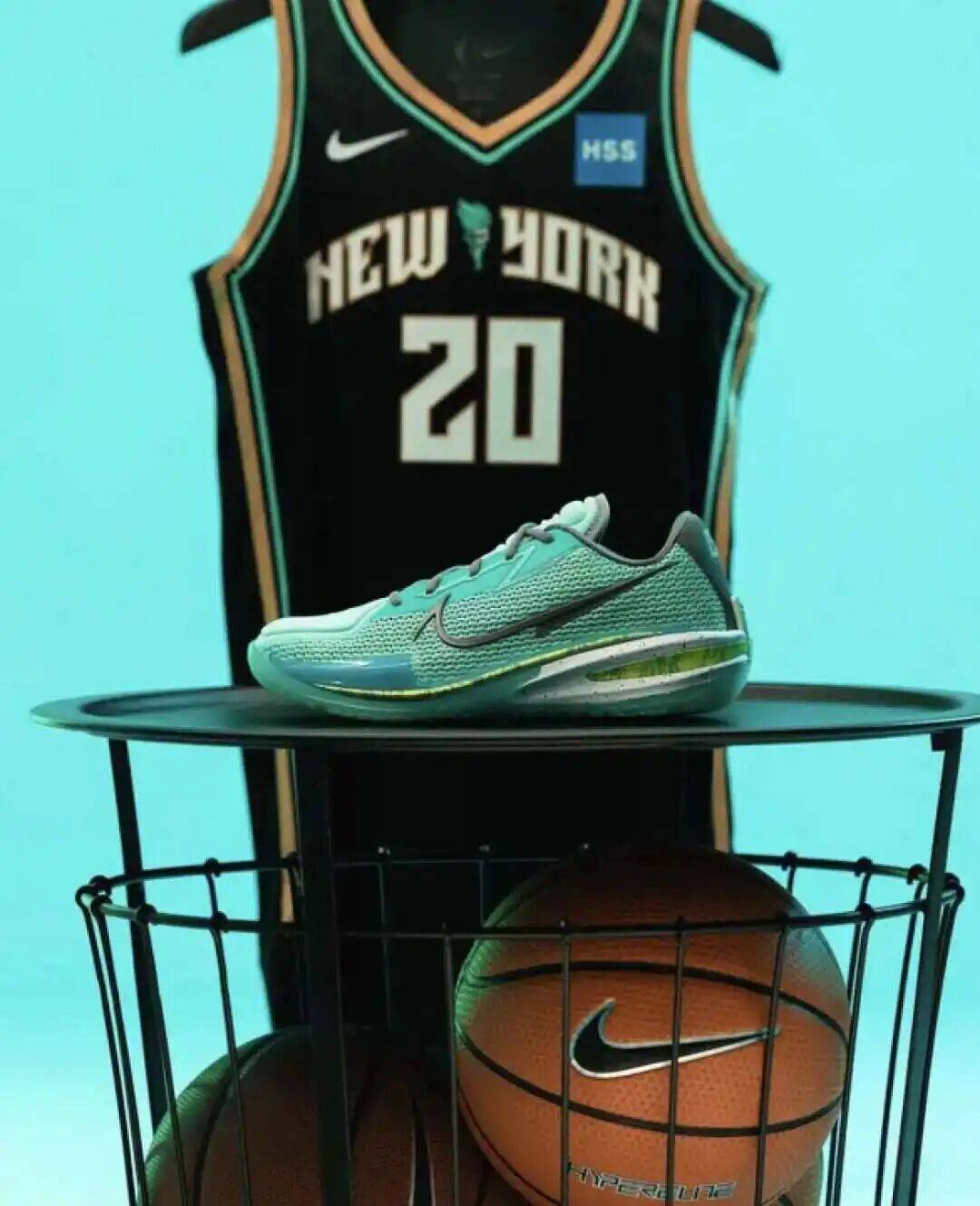 超强战靴!风评爆炸!只要300+Bsport体育最新网址Nike(图5) 超强战靴!风评爆炸!只要300+Bsport体育最新网址Nike(图5)