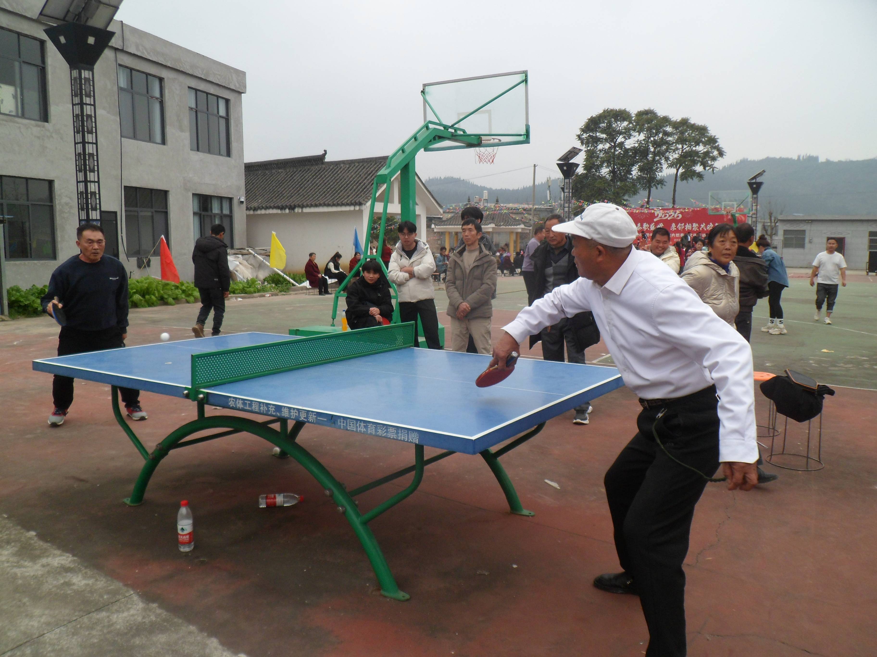 龙县德卧村多彩文体活动欢度新春佳节必一b体育app网页版登录贵州安(图6)